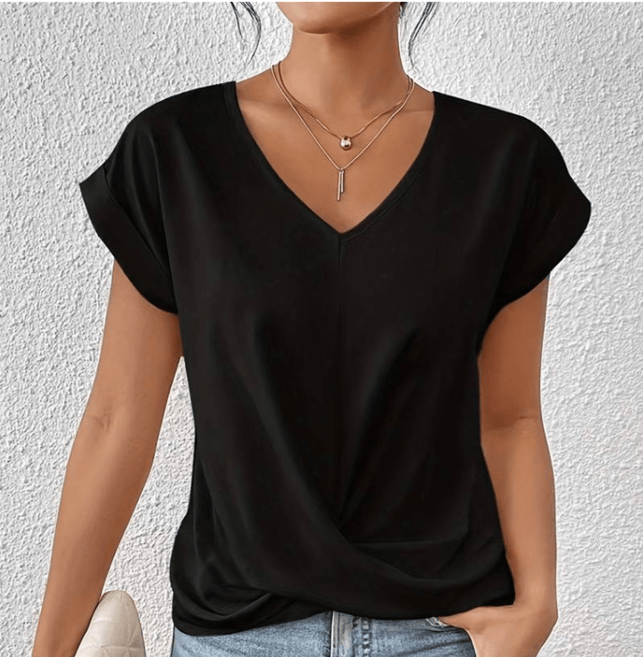 Luna | Tummy Tucking V-neck top